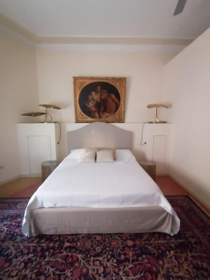 Bed And Bike - Bergamo Dream House Panzió Kültér fotó